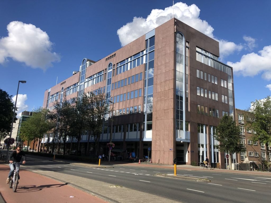 Zonwerende raamfolie Gemeente Amsterdam Weesperstraat