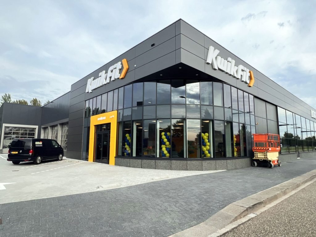 Zonwerende raamfolie Kwikfit Hoofdorp