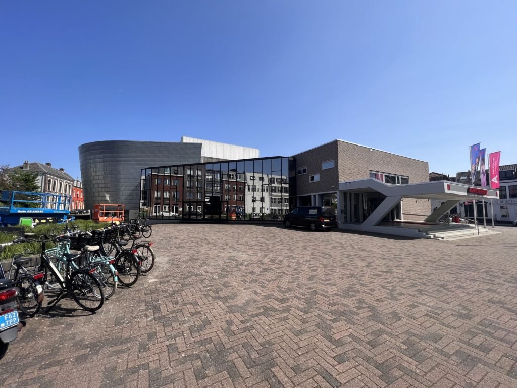 LLumar raamfolie Schouwburg en Filmtheater Agnietenhof Tiel